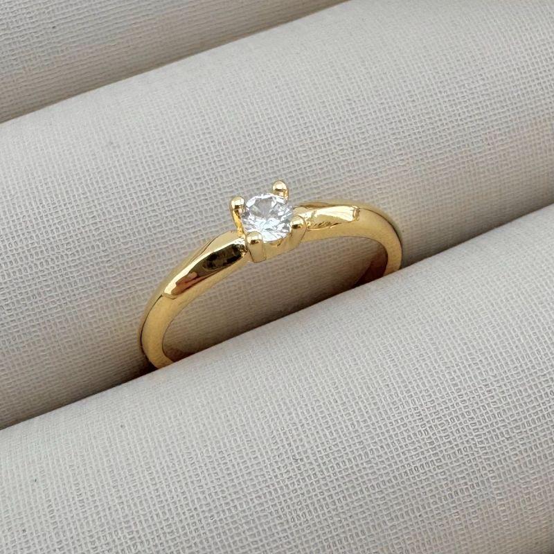 03.2311.1.O - (12) Anel de aro liso com solitario classico em quatro garras