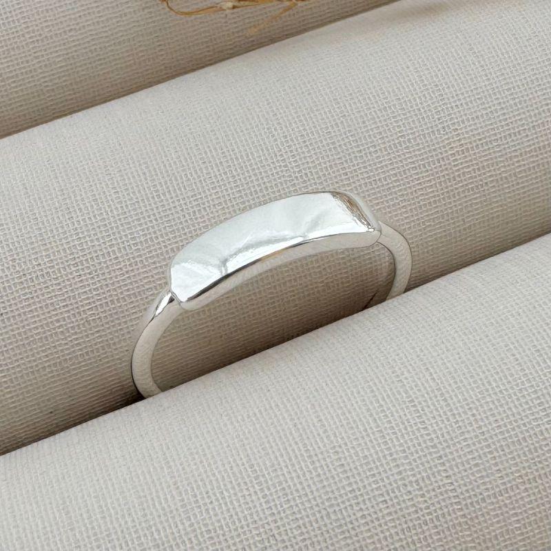 03.2317.0.S - (14) Anel de aro fino liso com parte superior em barras larga lisa