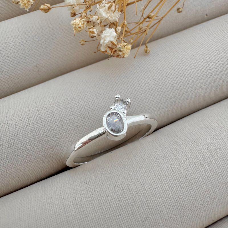 03.2349.1.S - (16) Anel de aro liso com pedra oval em ingles e mini ponto de luz