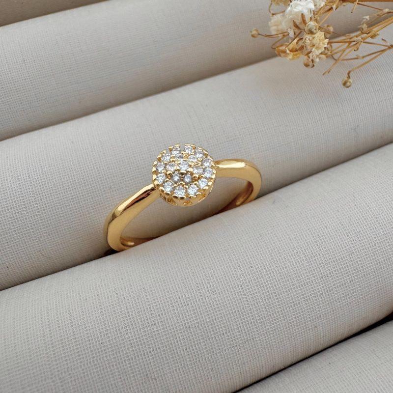 03.2350.1.O - (15) Anel de aro liso arredondado com central moeda cravejada chuveirinho