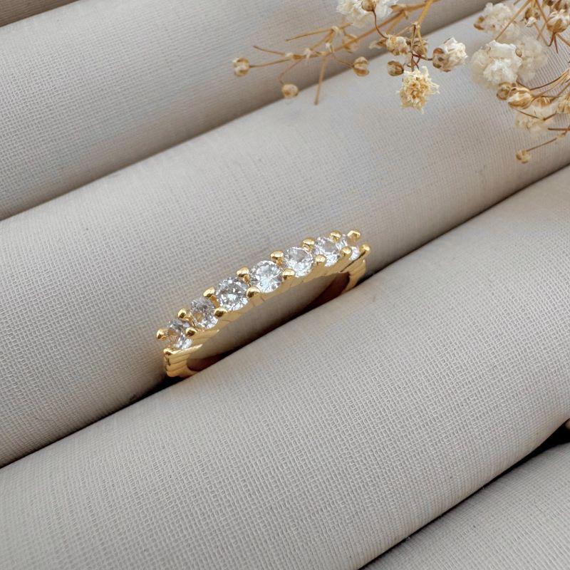 03.2353.1.O - (15) Anel estilo aparador com cravação alta riviera