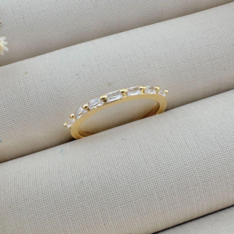 03.2362.1.O - (14) Anel estilo aparador de pedra baguetes