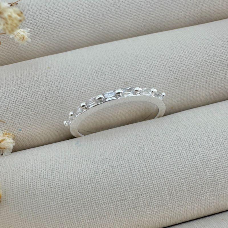 03.2362.1.S - (13) Anel estilo aparador de pedra baguetes