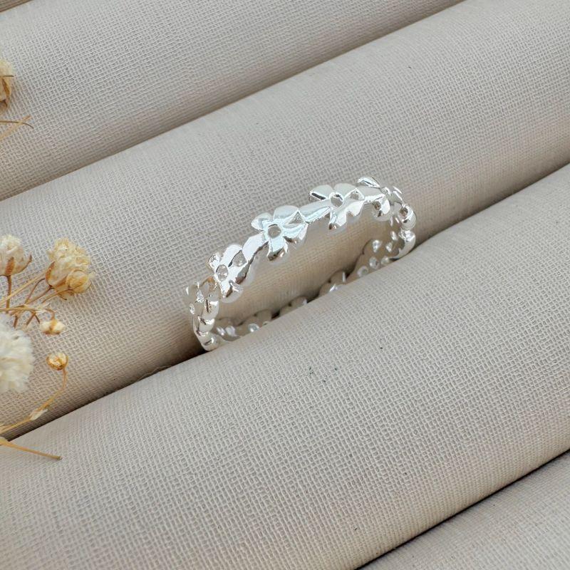 03.2381.0.S - (19) Anel de aro em mini laços lisos