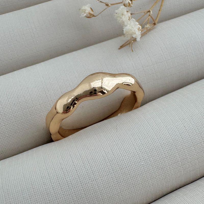 03.2399.0.O - (19) Anel de aro em efeito orgânico liso