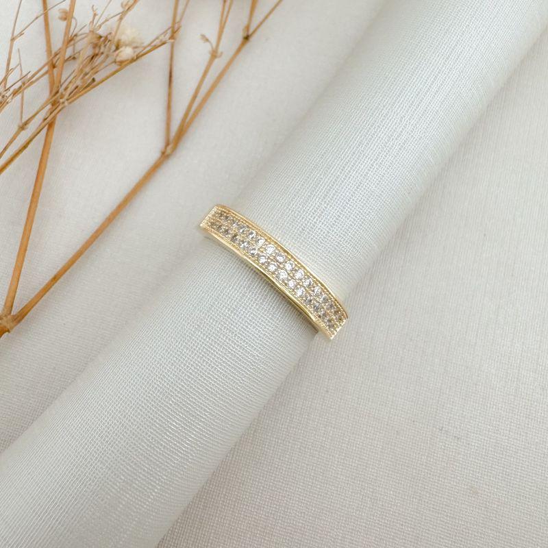 03.2429.1.O - (15) Anel estilo aparador de duas linhas cravejadas com bordas altas lisas