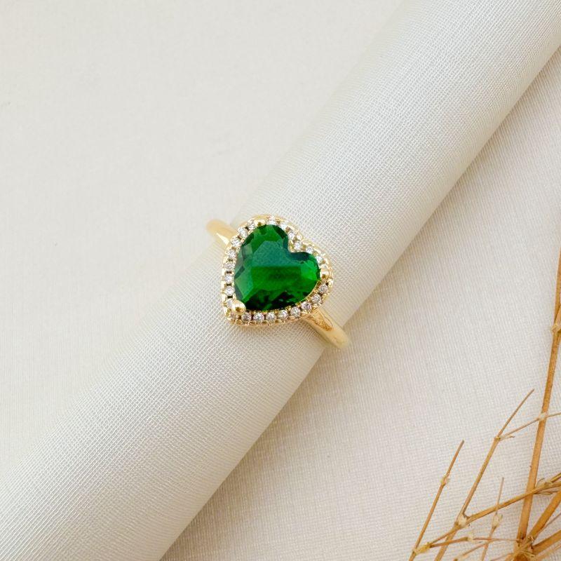 03.2452.5.O - (15) Anel solitário em coração de 11mm com uma coluna cravejada em volta