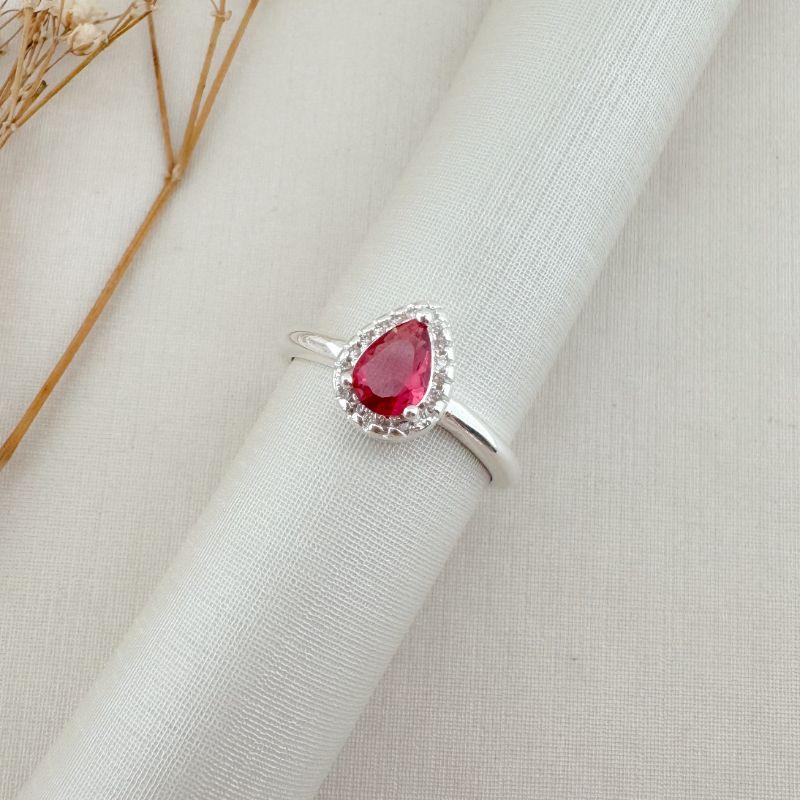 03.2457.6.S - (21) Anel solitário de gota em 11mm com uma linha de cravação em volta