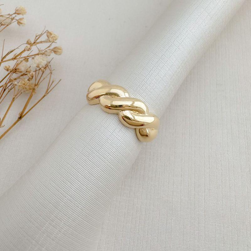 03.2467.0.O - (21) Anel de desenho trança dupla lisa