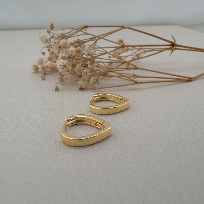 05.3003.0.O -  (Tam. G) Argola de formato morango em tudo de borda quadrada