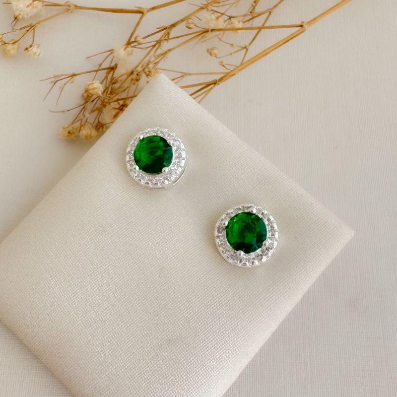 07.2727.5.S - Brinco de formato circular de 9mm com uma linha de cravação em aura