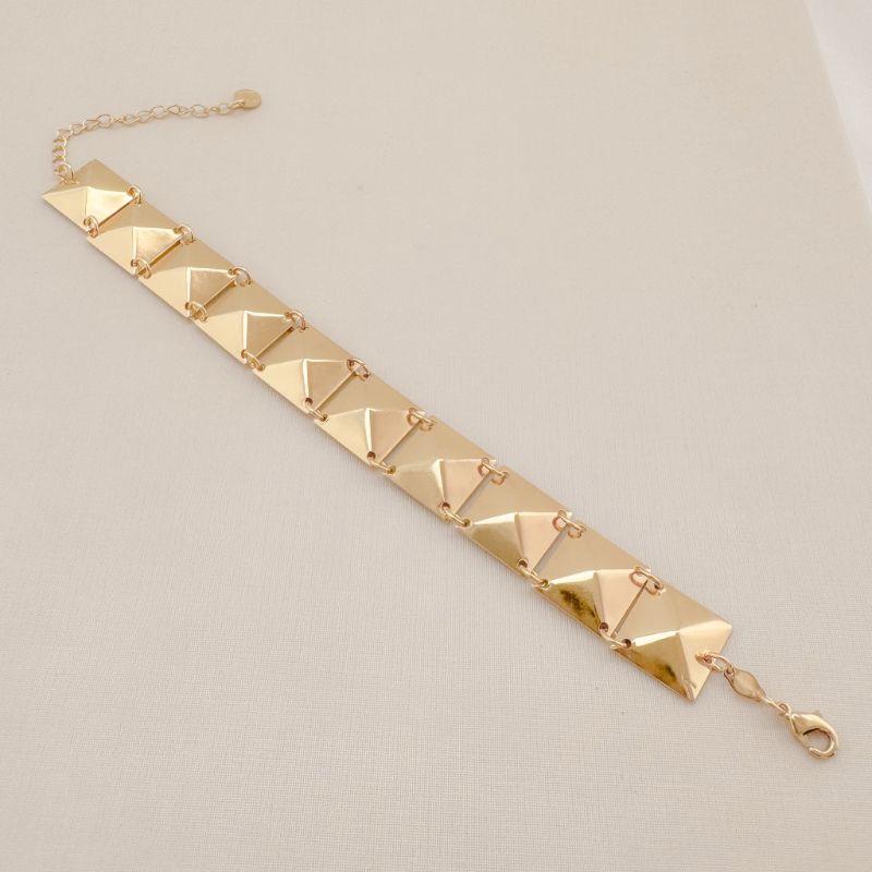 12.2112.0.O - Pulseira de doze quadrados em chapa lisa com efeito pirâmide