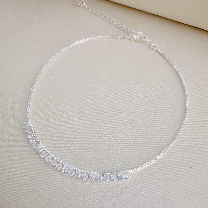 14.0308.1.S - Tornozeleira de elos veneziana com riviera em efeito cortina