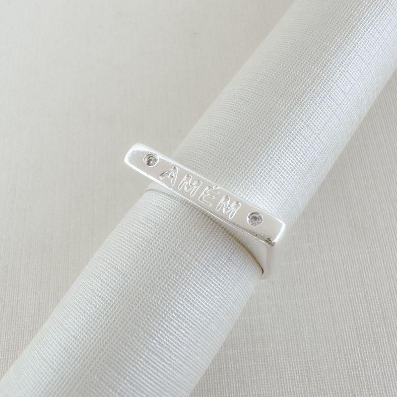 03.2510.1.S - (14) Anel quadrado com escrita Amem e micro zircônias em cada lado