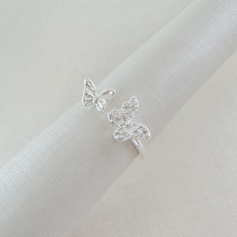 03.2514.1.S - (15 ao 18) Anel de aro fino aberto com borboletas em cada ponta