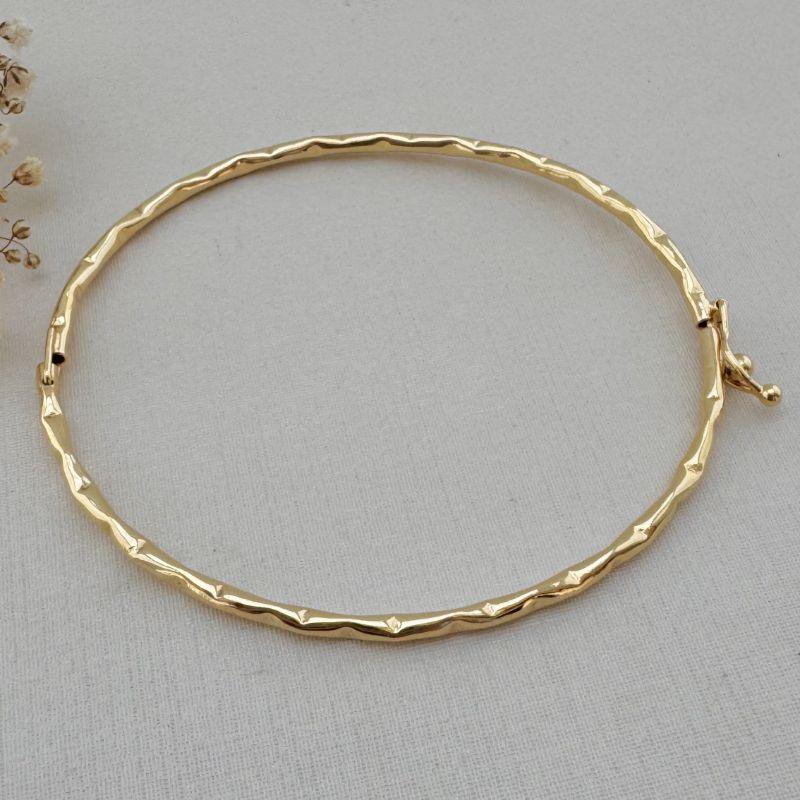 04.0193.0.O - Bracelete de tubo com efeitos orgânicos oval