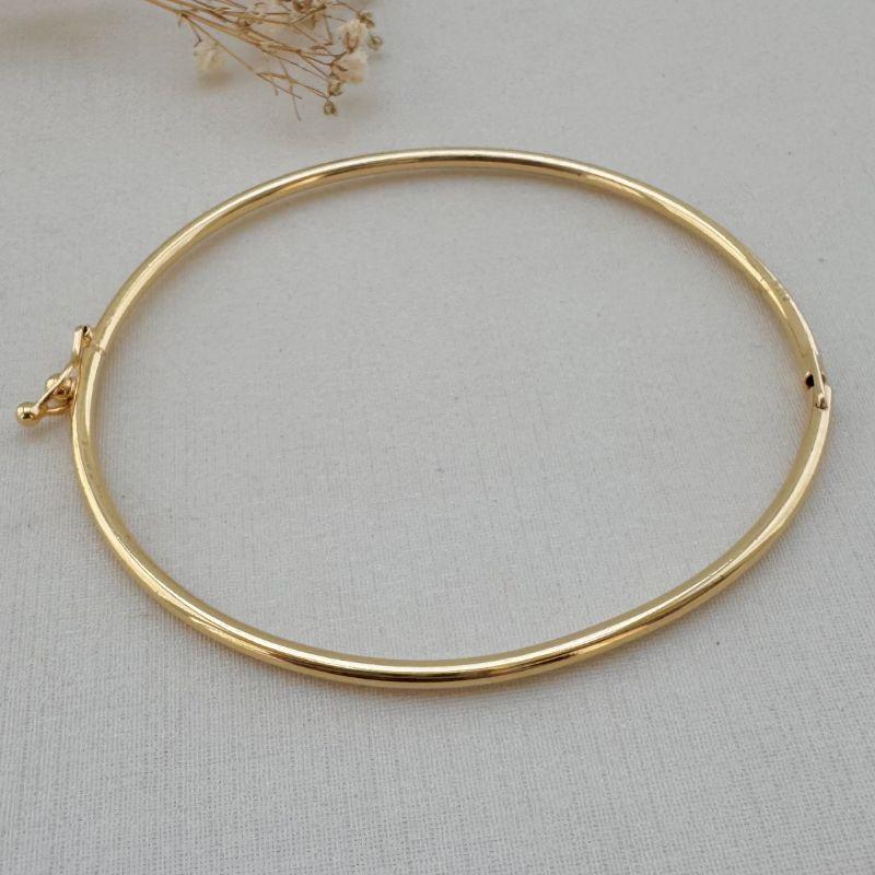 04.0196.0.O - Bracelete de tubo liso simples oval de fecho pressão