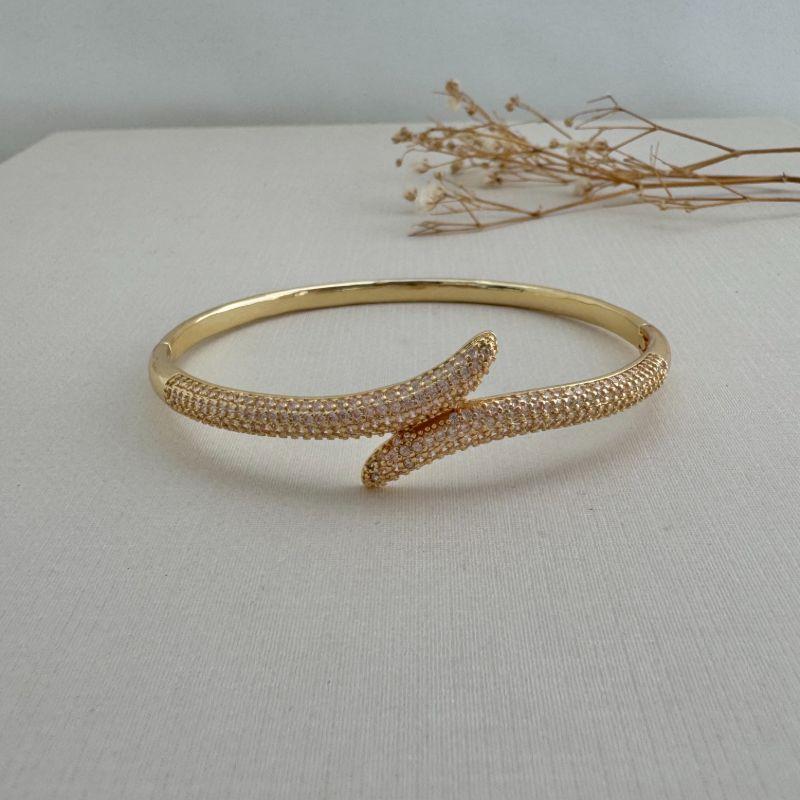 04.0202.1.O - Bracelete de ondas espelhadas cravejadas de fecho encaixe