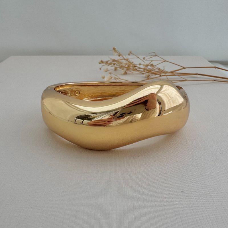 04.0205.0.O - Bracelete de chapa larga lisa em orgânico simples