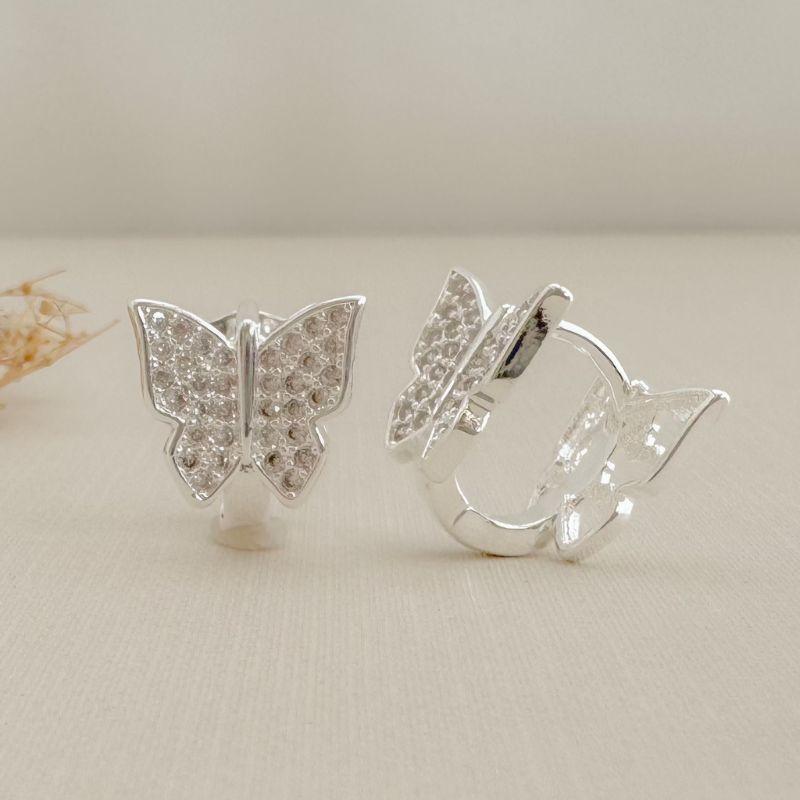 05.3072.1.S - Argola em formato borboleta em cravação chuveiro com borda lisa