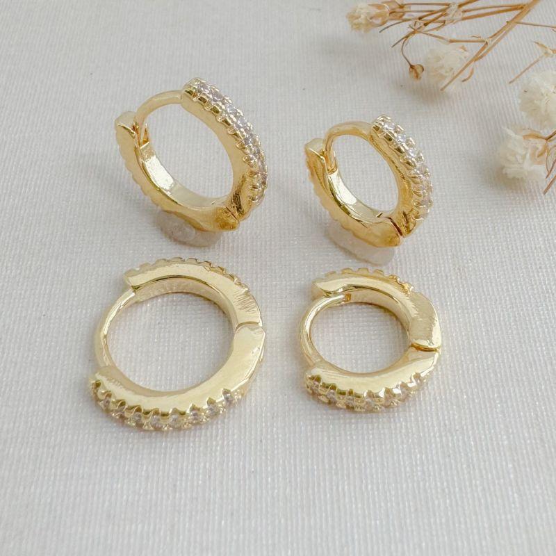 05.3075.1.O - Dupla de argolas de cravação frente e atrás em uma coluna com barras