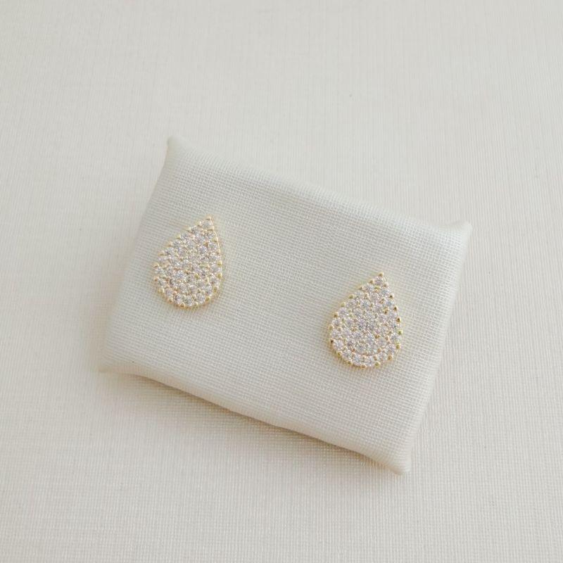 07.2751.1.O - (Tam.G) Brinco formato gota em cravação chuveiro sem borda