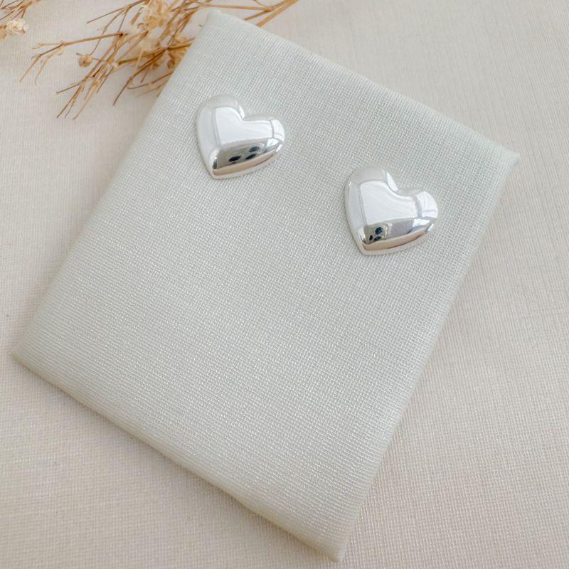 07.2754.0.S - (Tam.G) Brinco de coração abaloado liso simples