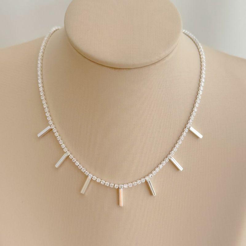 09.2356.1.S - (32) Colar de veneziana clássica com sete tubos quadrados lisos em efeito sol