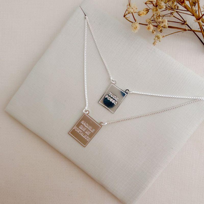 09.2415.0.S - (64) Escapulario de 15mm em veneziana com escrita Tudo Posso - Naquele que me Fortalece