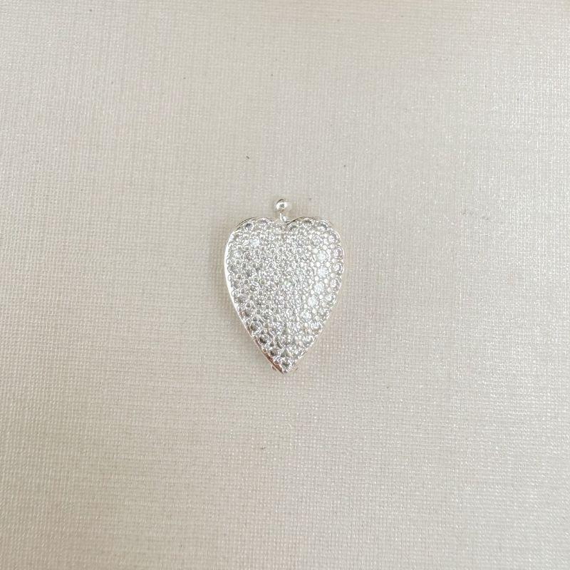 11.0606.1.S - Pingente para corrente de fita em coração longo cravejado