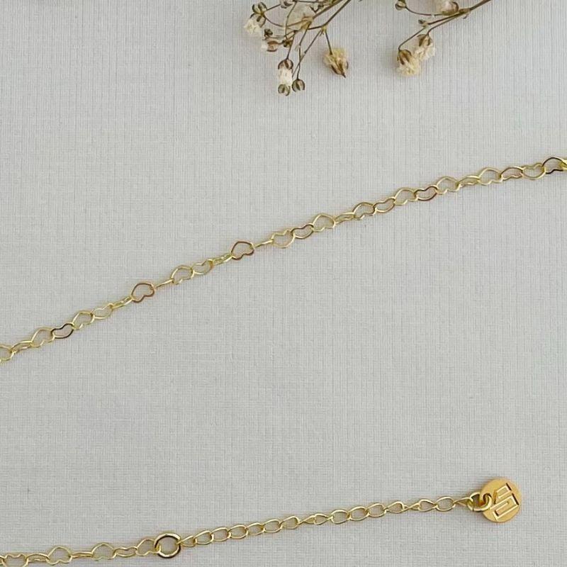 14.0302.0.O - Tornozeleira de elos coração lisos simples pequeno