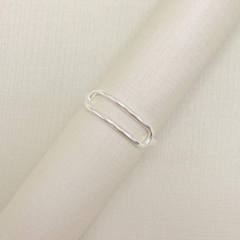 03.2534.0.S - (21) Anel de aro fino com parte superior em aro duplo ovalado liso