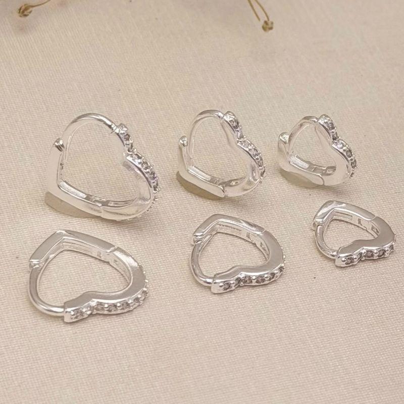 05.3083.1.S - Trio de argolas formato coração cravejados