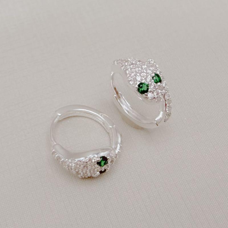 05.3106.5.S - Argola de cobra cravejada e olhos verdes