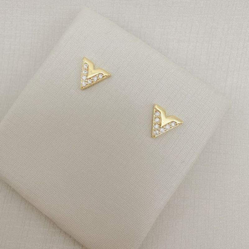 07.2824.1.O - Brinco inspiração Mulher Maravilha cravejado