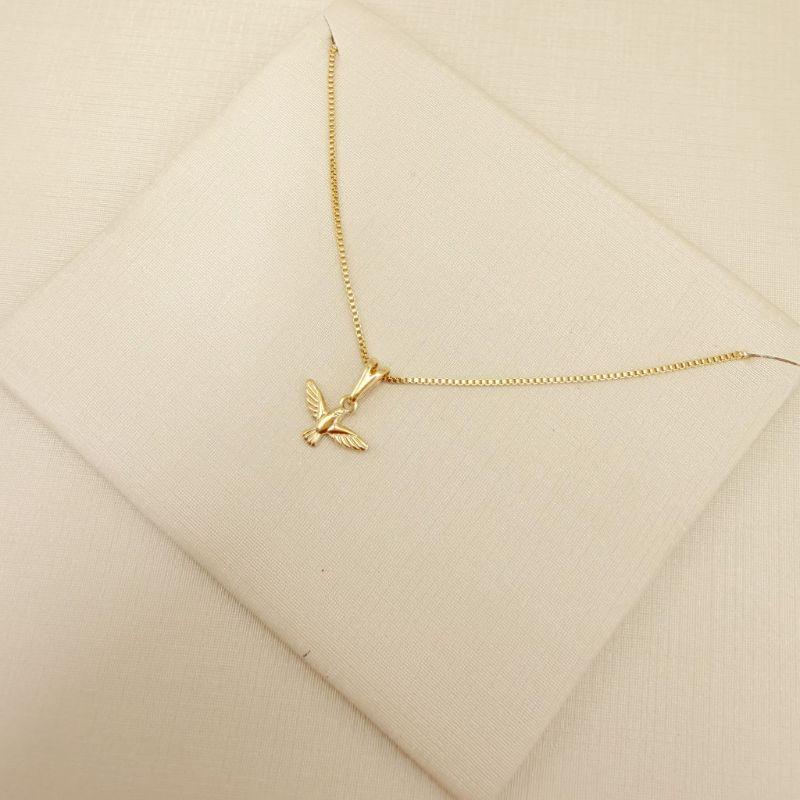 09.2433.0.O - (45) Colar com Espírito Santo, corrente veneziana.