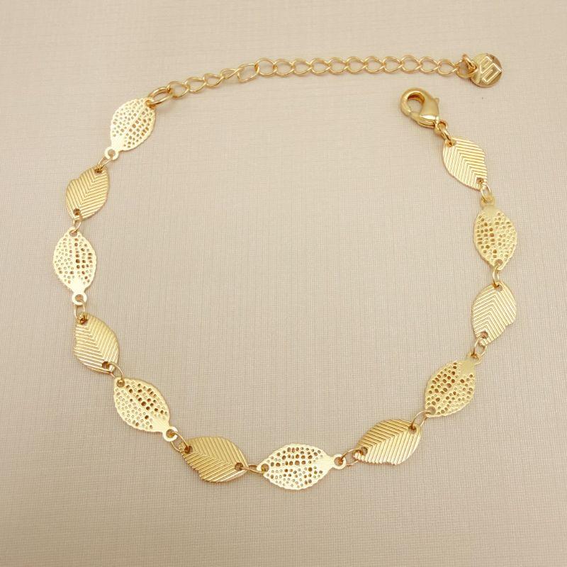 12.2248.0.O - Pulseira de folhas intercaladas entre folhas lisas e folhas secas.