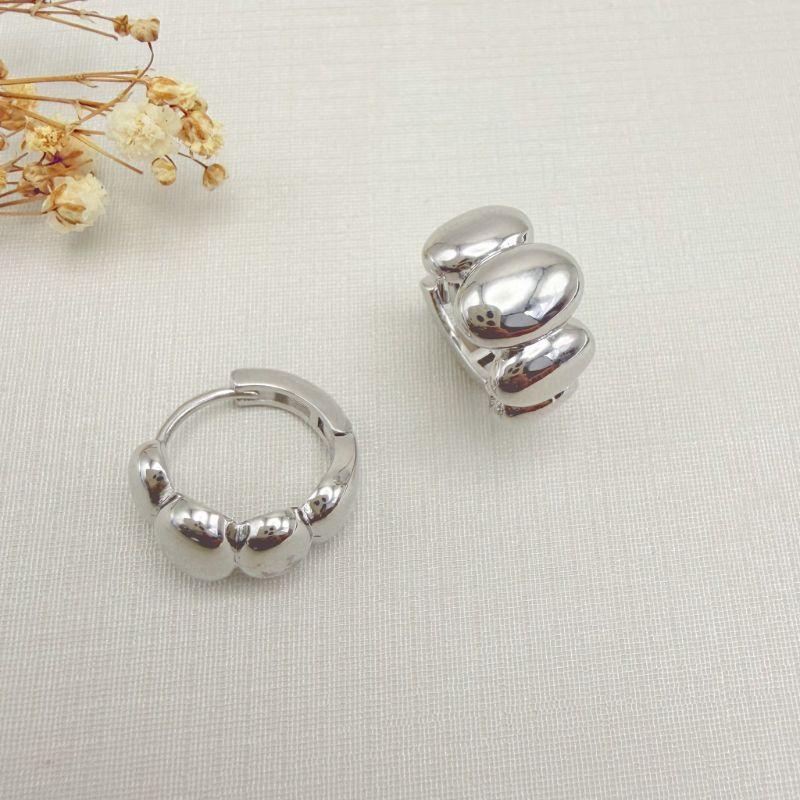 05.3120.0.B - Argola de parte frontal em chapas ovais lisas em tamanhos variados