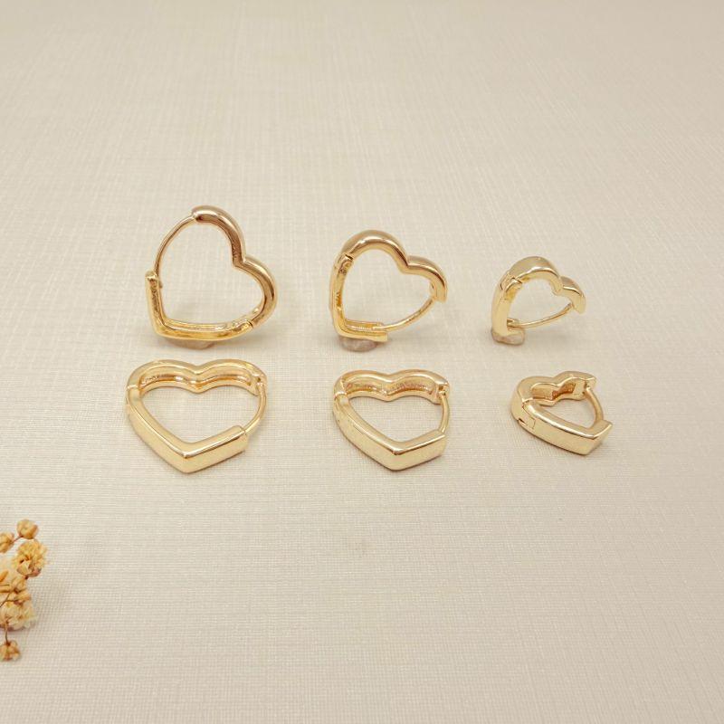 05.3136.0.O - Trio de argola em formato coração largo com borda reta