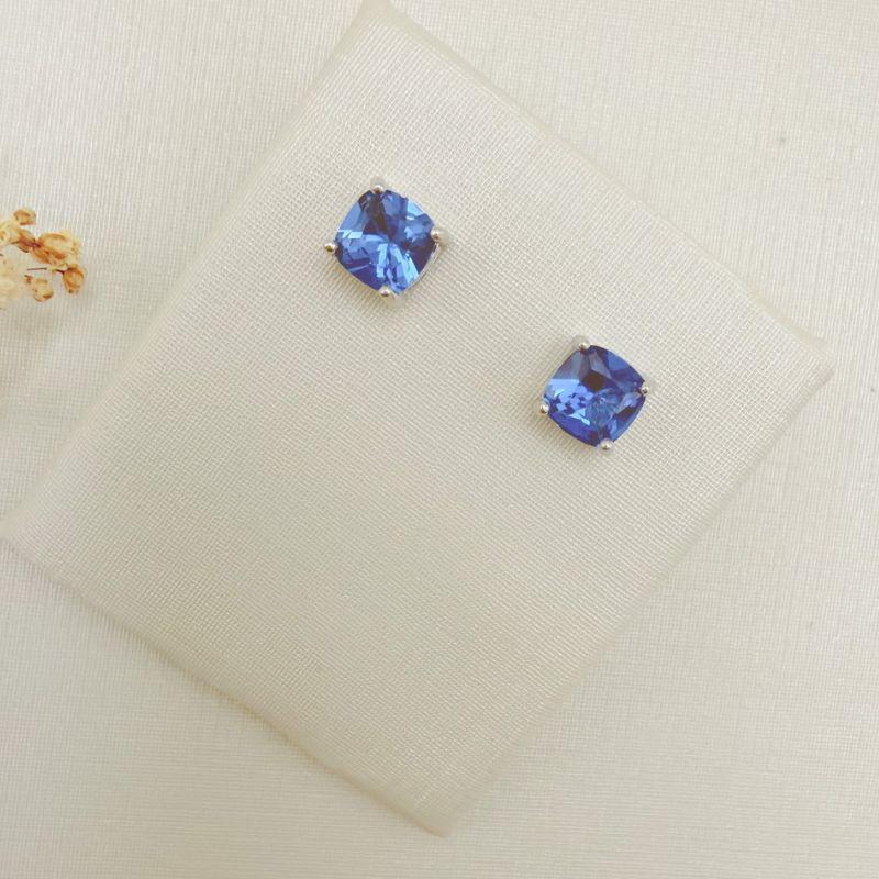 07.2861.11.B - Brinco de ponto de luz quadrado de 0.6m com galeria