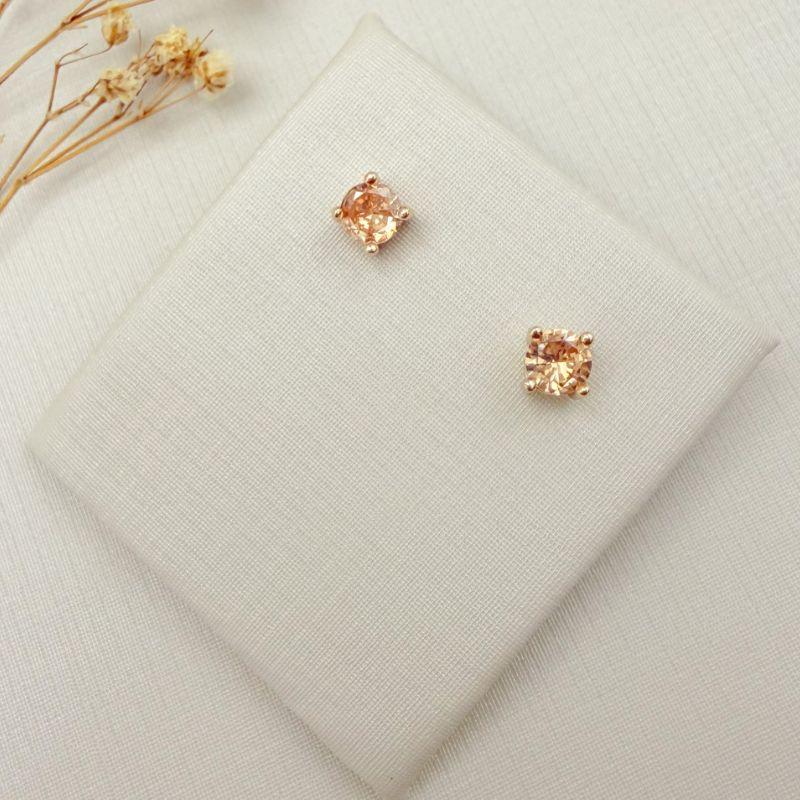 07.2865.3.O - (0,5m Tam.P) Brinco de ponto de luz circular em garras com galeria