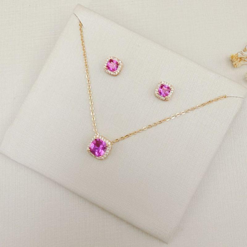 08.0626.13.O - (40) Con junto quadrado com uma linha de aura e galeria