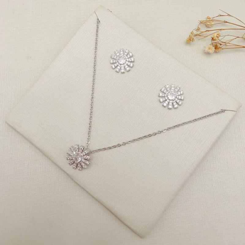 08.0637.1.B - (40) Conjunto de dandelion com central de ponot de luz