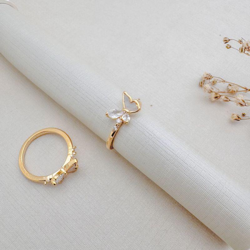 01.0206.15.O - (7) Falange de borboleta de lados diferentes. Dois navetes e madrepérola