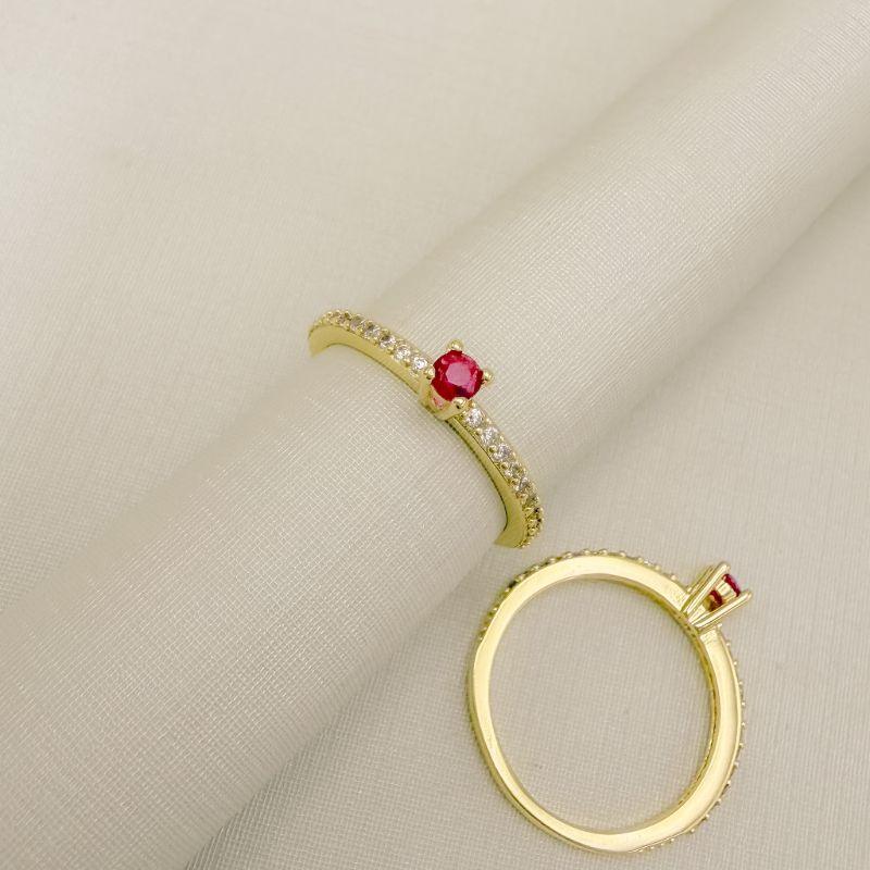 03.2336.6.O - (V2 - 14) Anel solitário alto de quatro garras com aro cravejado