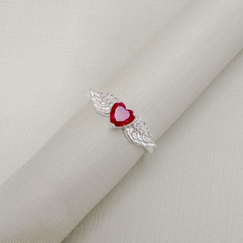03.2579.6.S - (20) Anel solitario de coração com asas em aro liso