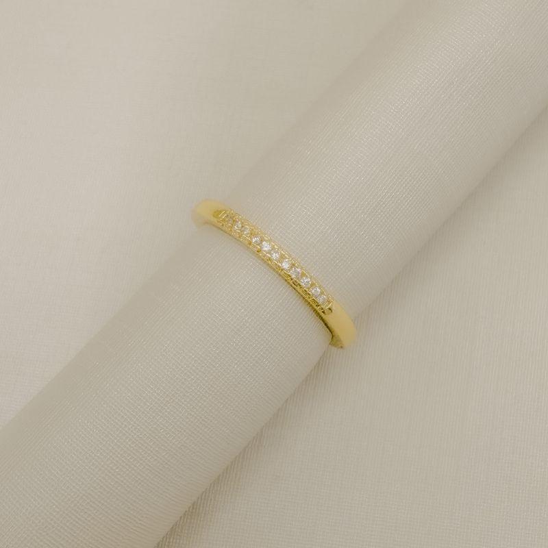 03.2586.1.O - (14) Anel estilo aparador de uma fileira de dez pedras e aro liso