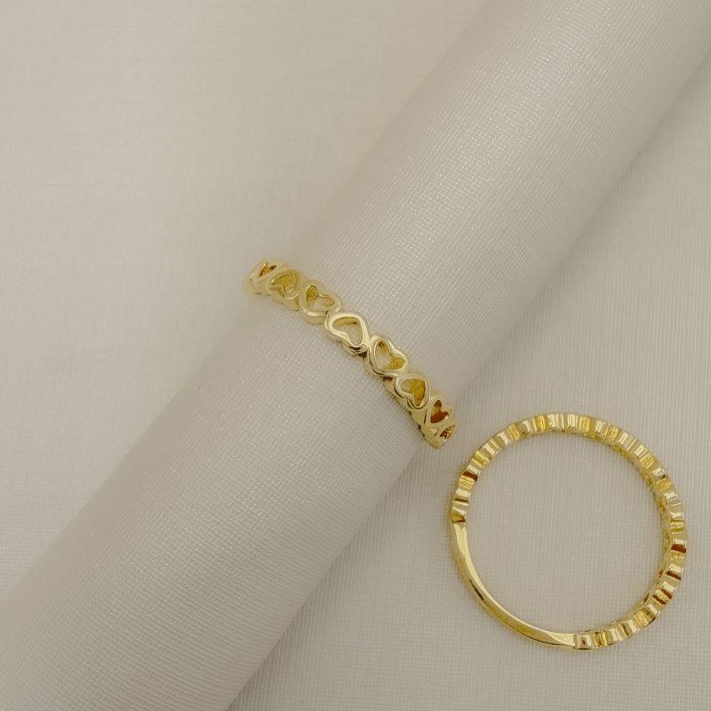 03.2587.0.O - (20) Anel estilo aparador em mini silhuetas de corações lisos