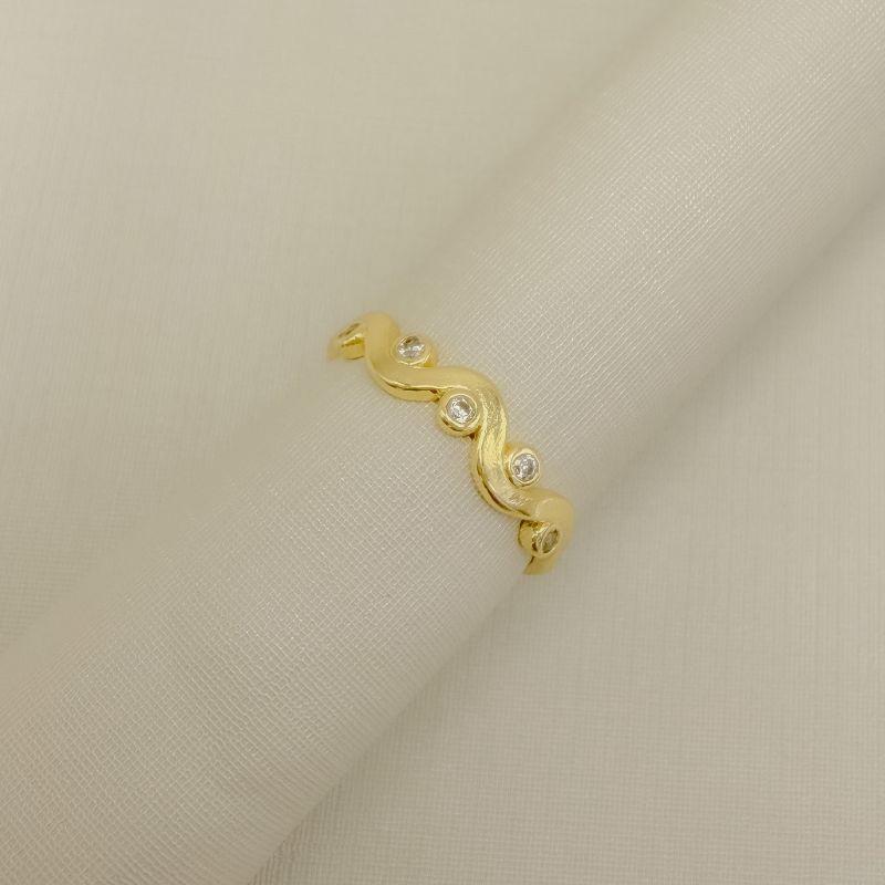 03.2602.1.O - (13,5) Anel de efeito ondulado com pontos de luz em ingles