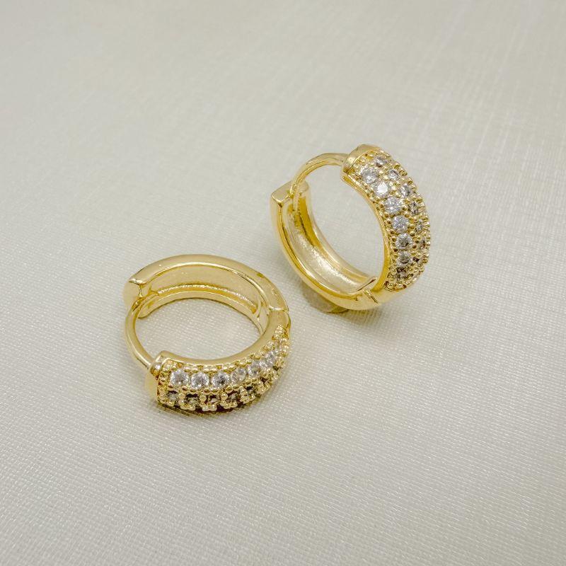 05.3170.1.O - (Tam. M) Argola clássica de cravação xadrez frontal